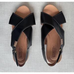 Pikolinos Black Leather Criss Cross Sandals Size 39 or US 8.5-9